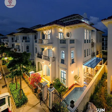 Sun Villa 7 Bedroom & Pool