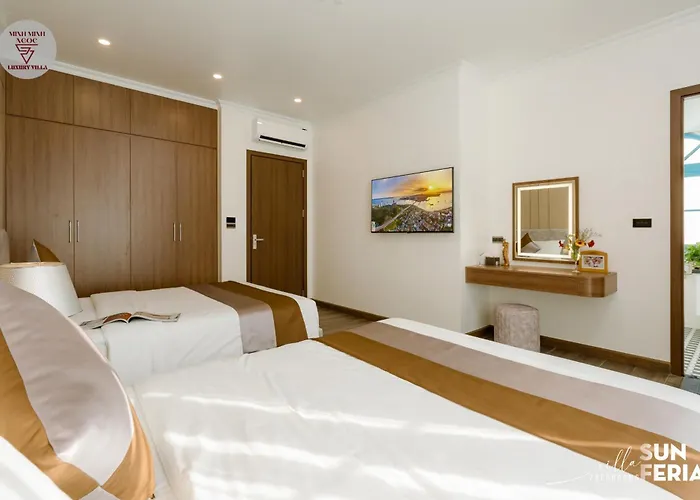 Sun 7 Bedroom & Pool Hạ Long